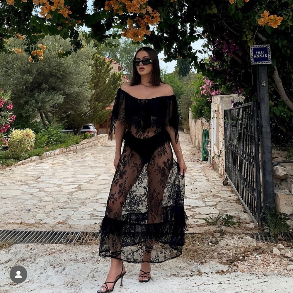 Dress (revolve)
